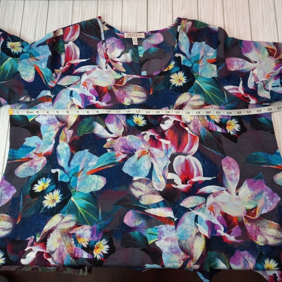 Spense Floral Bell Sleeve Blouse - Picture 7 of 8